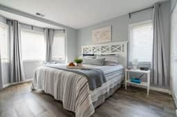 Beachfront Serenity 101|Direct Beach Access |Near Downtown + Tart Trail