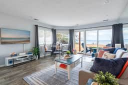 Beachfront Serenity 101|Direct Beach Access |Near Downtown + Tart Trail