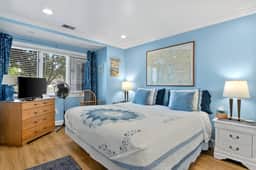 Beachside Haven 102 |Beachfront Condo |Near Downtown + Tart Trail