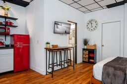 L Studio |Close to Downtown|Beaches|Wineries