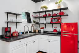 L Studio |Close to Downtown|Beaches|Wineries