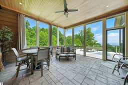 Spyglass Ridge Retreat – 6BR Luxury Bay Access Estate in Suttons Bay