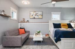 Studio TC Close to Downtown Beaches and Wineries