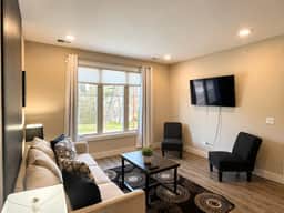 The Ledge 9 | 2BR | Rooftop Patio |Downtown