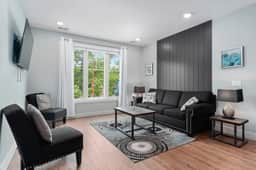 The Nook 8 | 2BR | Rooftop Patio | Downtown