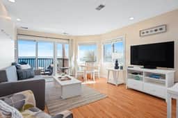 Waters Edge 220 | Beachfront Condo | Balcony | Near Downtown