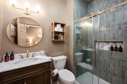 Sage Solace Studio | Near Downtown & Beaches