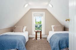 Luna Cottage | Hot Tub | 3BR Near Downtown & TART Trail | Grill