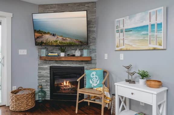 *NEW* The Marina 3BD Townhome Downtown Beaches Wineries