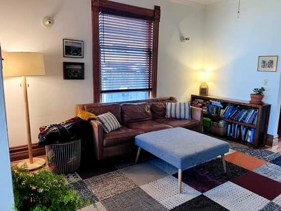 4BR Downtown House 213 W 10th St.