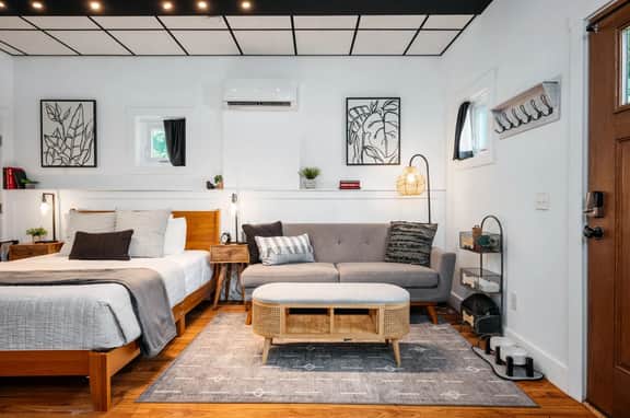L Studio |Close to Downtown|Beaches|Wineries