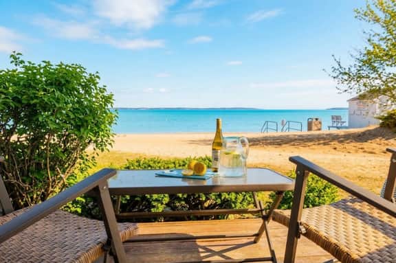 Sandy Haven 109|Direct Beach Access| Downtown + Tart Trail