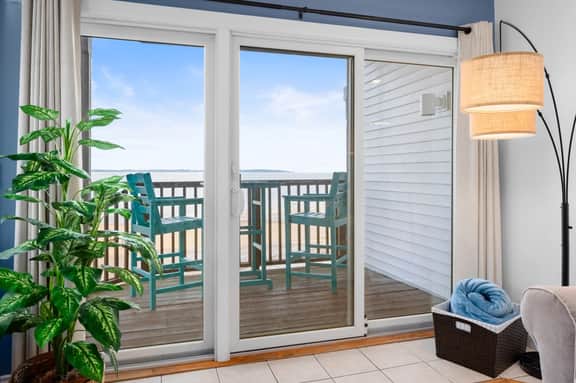 Sauna Beach Bliss 211|Balcony|Beach Front|Beach|Downtown