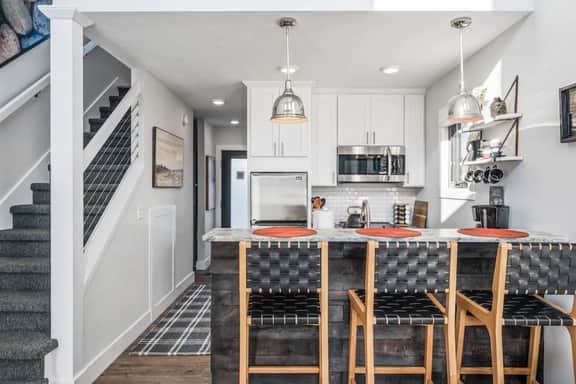 Stella Boona |1BD Loft Condo|Walk to TART Trail
