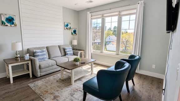 The Aerie 15 | 2BR | Rooftop Patio | Downtown