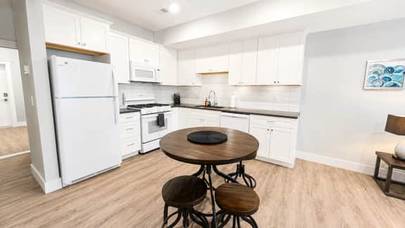 The Grove 11 | 2BR | Rooftop Patio |Downtown