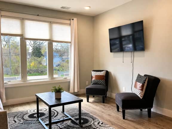 The Haven 10 | 2BR | Rooftop Patio |Downtown