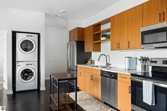 Trailside Retreat 405 | 2BR Condo | Balcony | Near Downtown & TART Trail