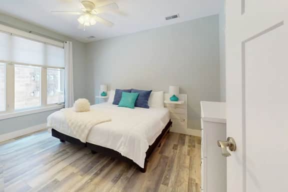 The Cove 5 | 2BR | Rooftop Patio | Downtown