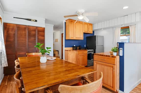 Camp Haven | Sandpiper Cottage | 4BR Beachfront | Glen Lake