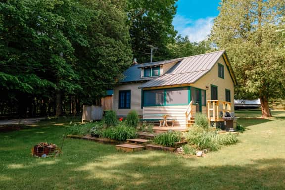 Camp Haven | Mallard Cabin | 3BR | Near Glen Lake