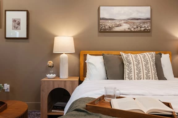 Sage Solace Studio | Near Downtown & Beaches