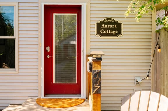 Aurora Cottage | Game Shed & Yard 2BR HOME Downtown & TART Trail | Grill